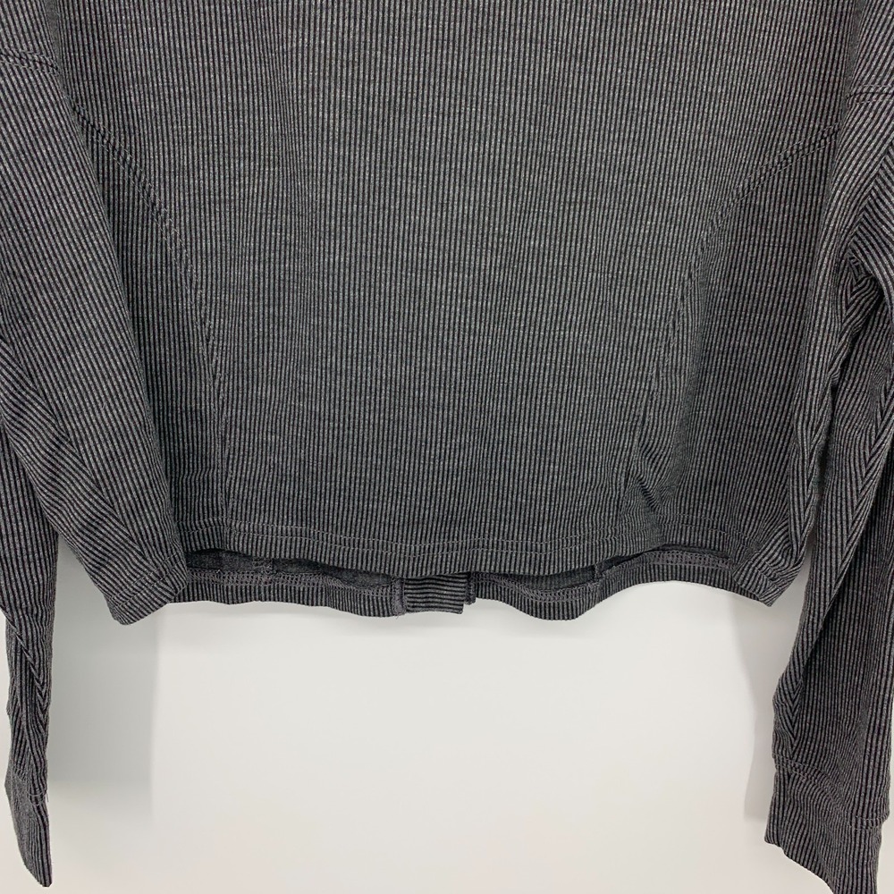 Colsie Cardigan Cropped Gray Ribbed Button V Neck Lightweight - Picture 12 of 12